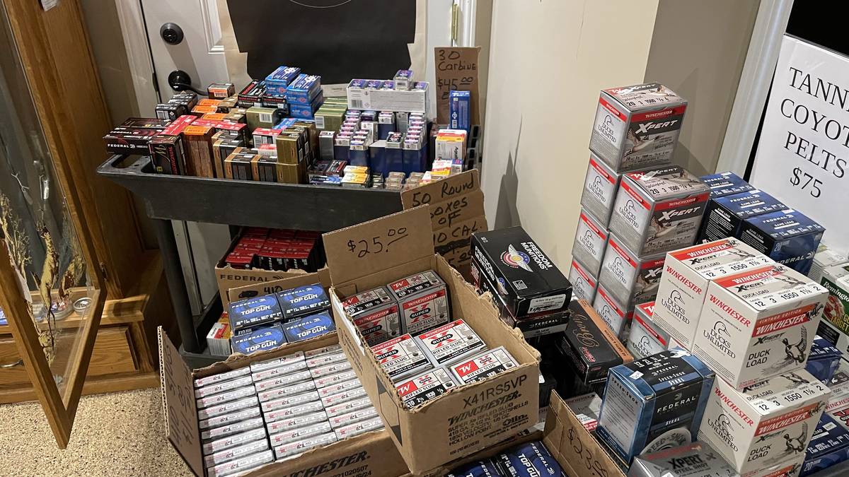 In-stock ammunition at Guns and Glory: 30 Carbine, 9mm, .40 S&W, .410 bore, 12-gauge shotshells from Winchester Xpert, Federal Top Gun, Ducks Unlimited, and Federal Speed-Shok steel, plus rifled slugs.